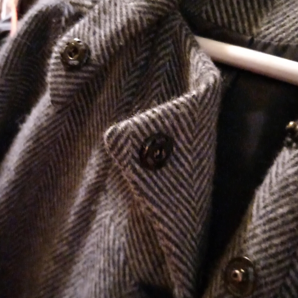 UK designer 100% wool coat size medium - Picture 6 of 6